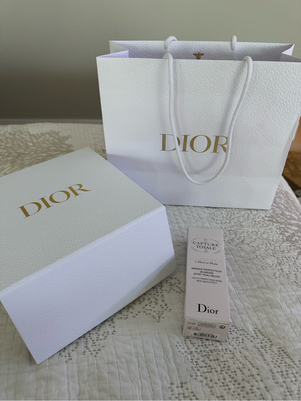 Dior Capture Totale 1 Minute Mask with White Dior Box & Bag